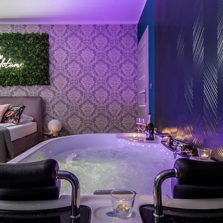 Exclusive Centrum 2 4*