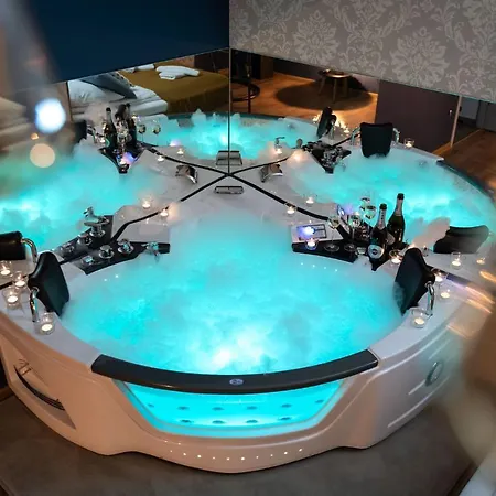 Exclusive Centrum 2 4* Wadowice