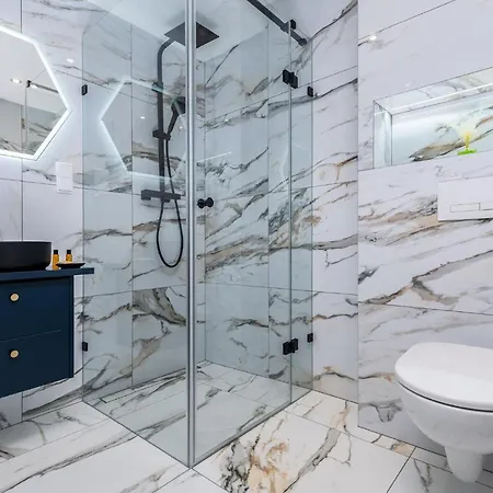 Exclusive Centrum 2 4* Wadowice